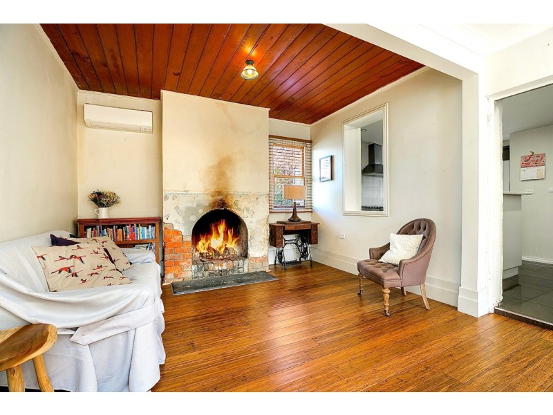 64 MacKenzie Street West, Golden Square VIC 3555