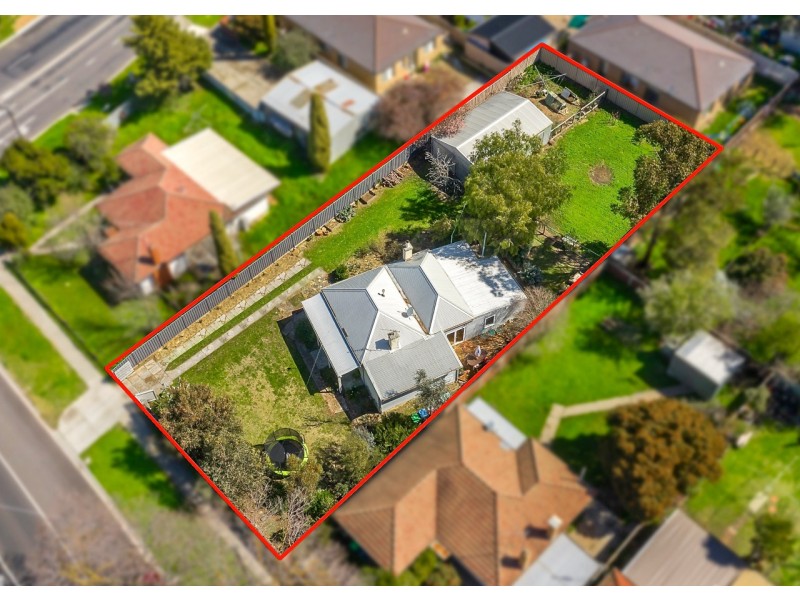 64 MacKenzie Street West, Golden Square VIC 3555