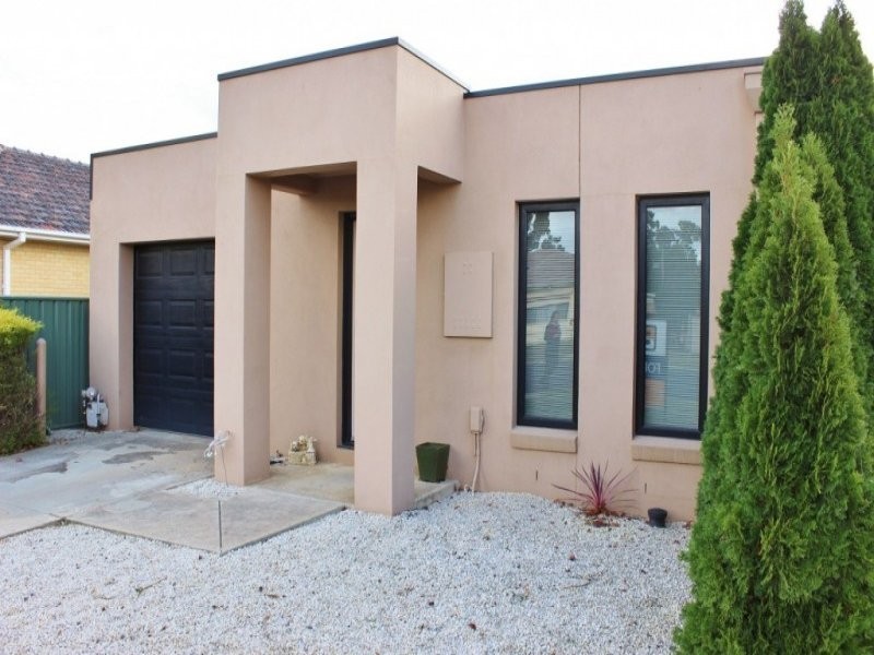 2/2 Hope Street, Kangaroo Flat VIC 3555