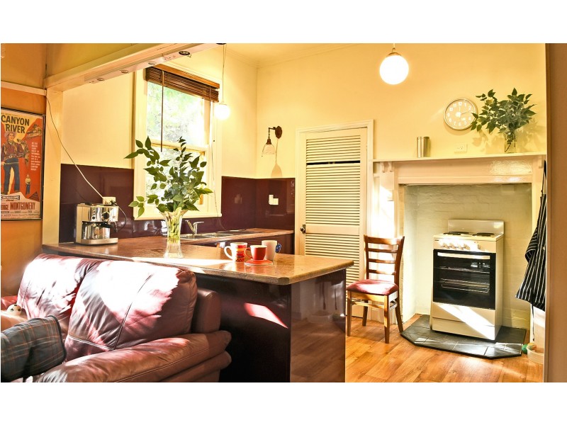 29 Waugh Street, Charlton VIC 3525