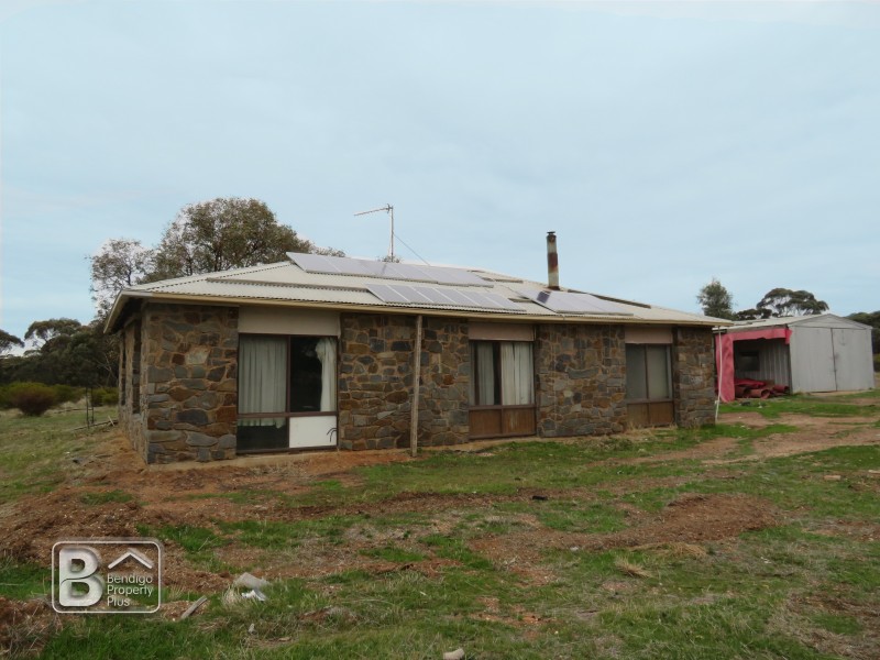 453 Nine Mile South Road, Wedderburn VIC 3518