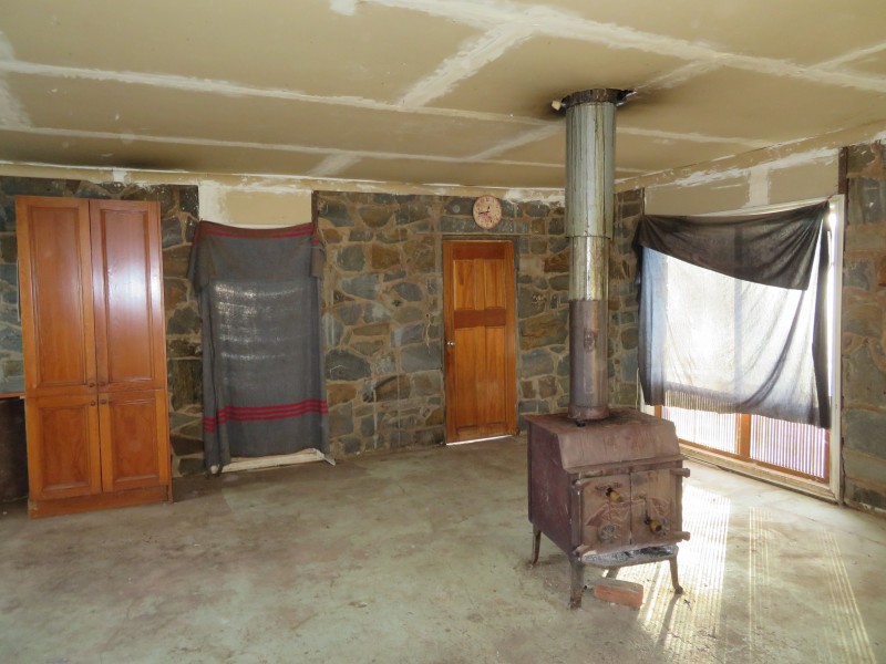 453 Nine Mile South Road, Wedderburn VIC 3518