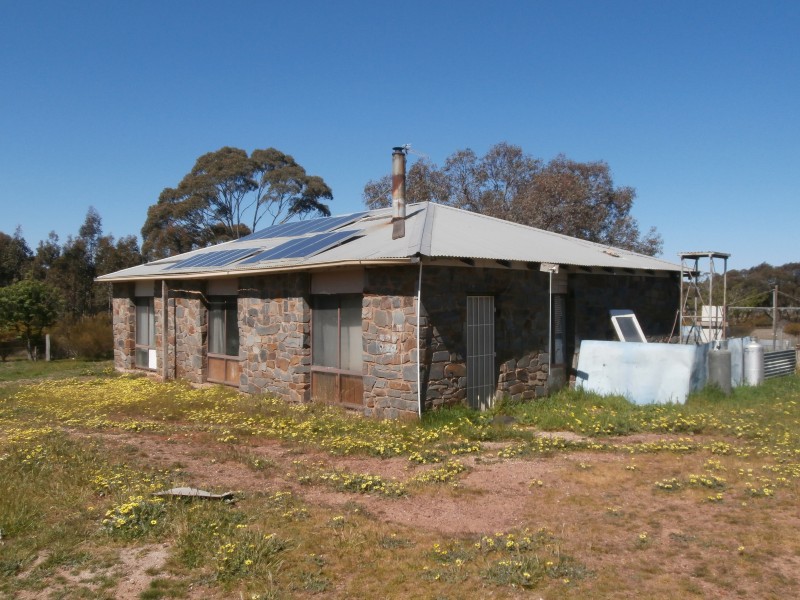 453 Nine Mile South Road, Wedderburn VIC 3518