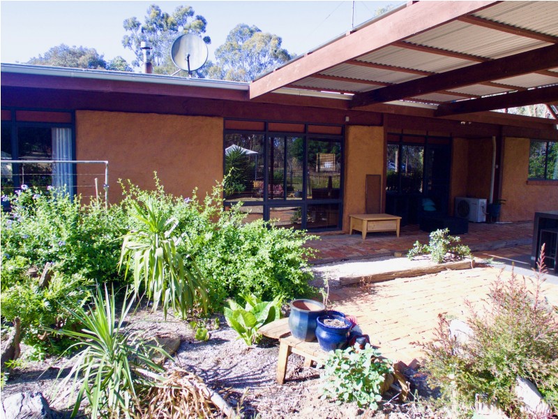 49 Lewis Road, Neilborough VIC 3570