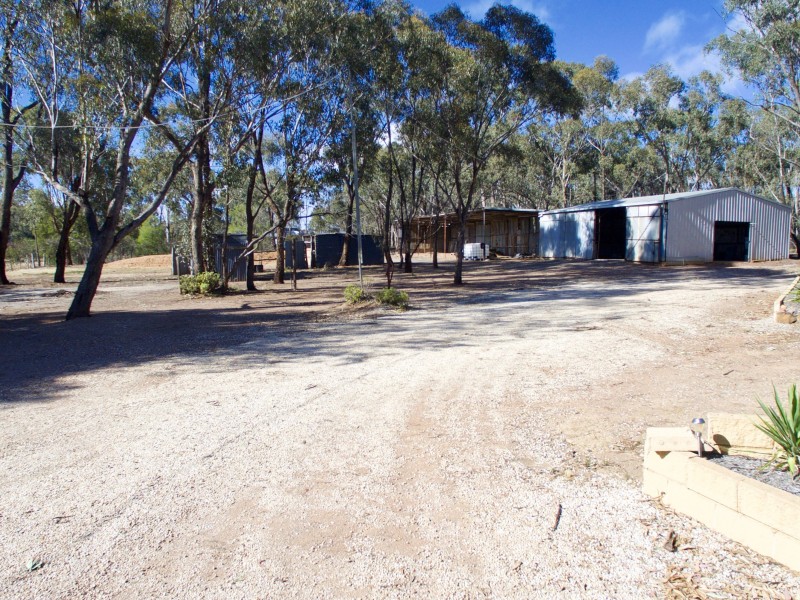 49 Lewis Road, Neilborough VIC 3570