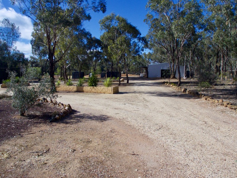 49 Lewis Road, Neilborough VIC 3570