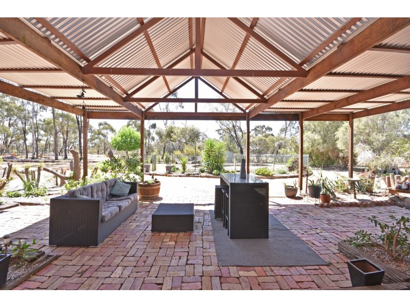 49 Lewis Road, Neilborough VIC 3570