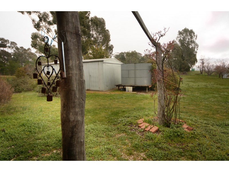 70 Clay Gully Lane, Mcintyre VIC 3472