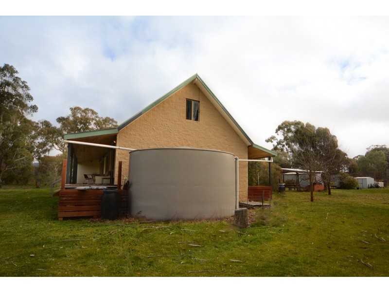 70 Clay Gully Lane, Mcintyre VIC 3472