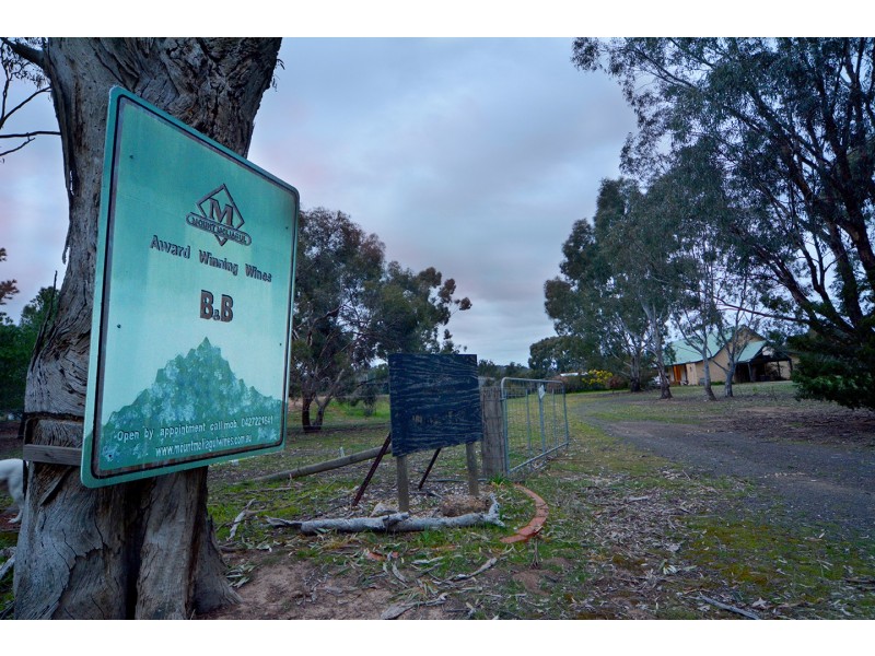 70 Clay Gully Lane, Mcintyre VIC 3472