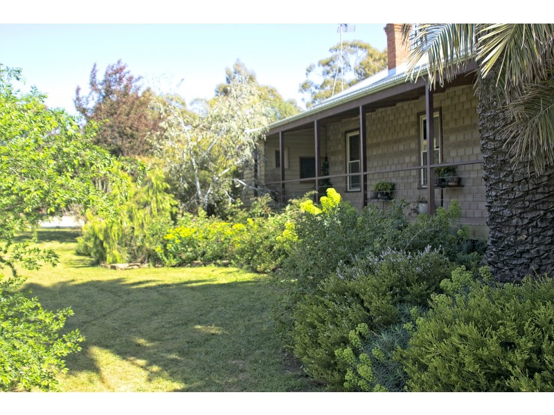 1 St Arnaud Road, Wedderburn VIC 3518