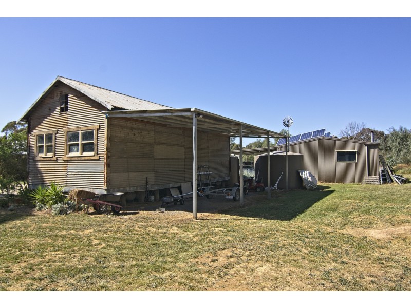 1 St Arnaud Road, Wedderburn VIC 3518