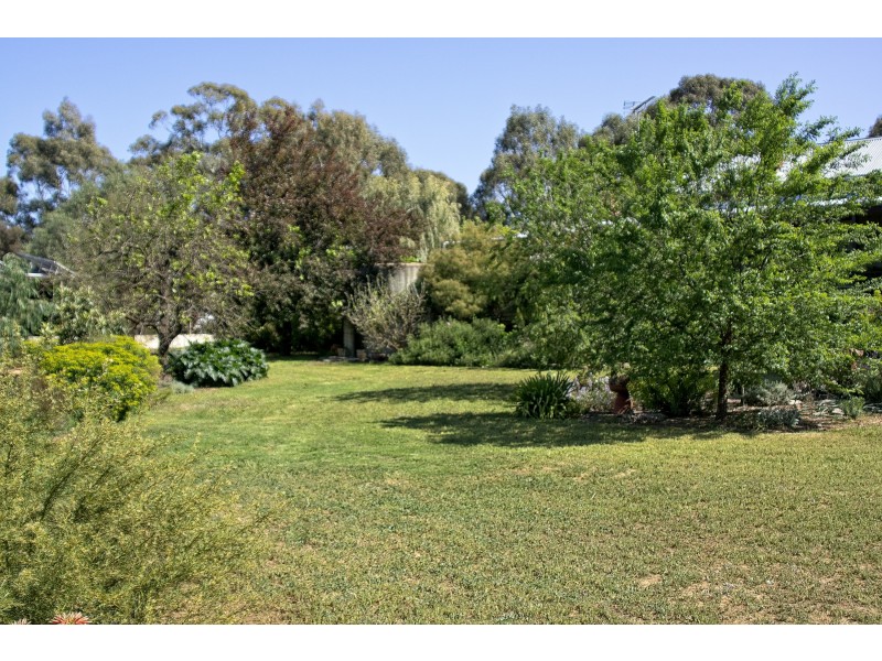 1 St Arnaud Road, Wedderburn VIC 3518