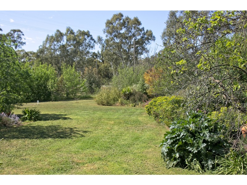 1 St Arnaud Road, Wedderburn VIC 3518