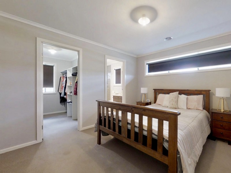 7 Aurora Place, Epsom VIC 3551