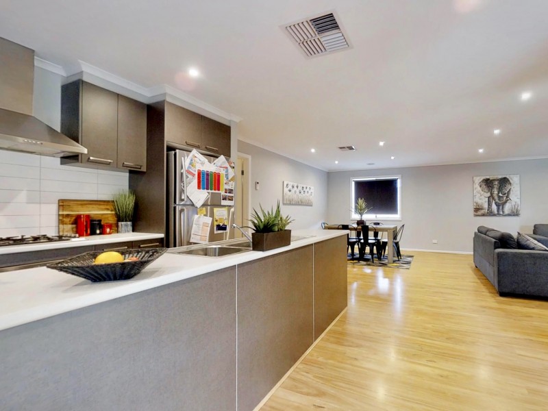 7 Aurora Place, Epsom VIC 3551