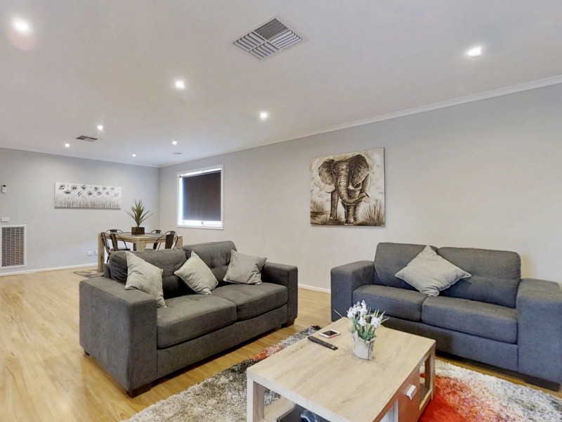 7 Aurora Place, Epsom VIC 3551
