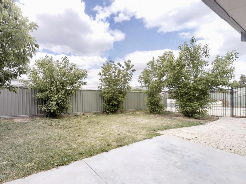7 Aurora Place, Epsom VIC 3551