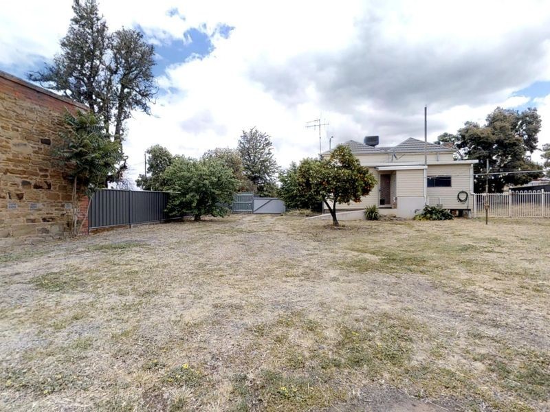 196 Eaglehawk Road, Long Gully VIC 3550