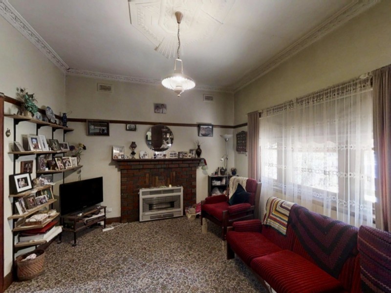 25 High Street, Kangaroo Flat VIC 3555