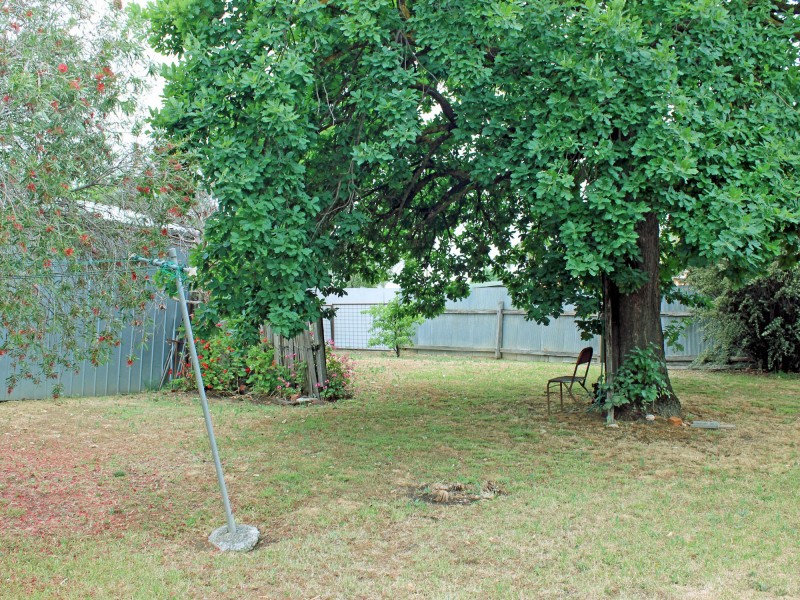 25 High Street, Kangaroo Flat VIC 3555