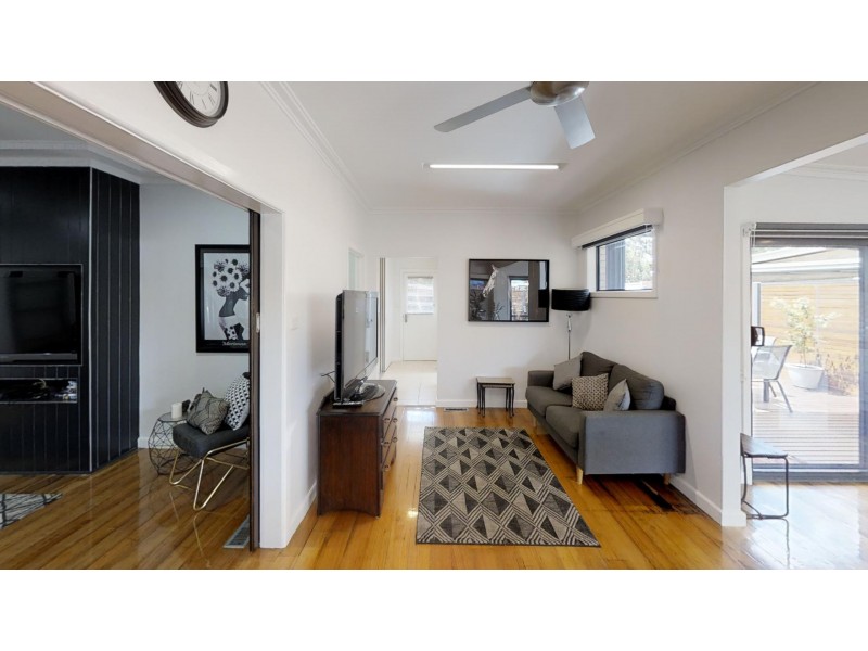 14 Neil Street, Kangaroo Flat VIC 3555