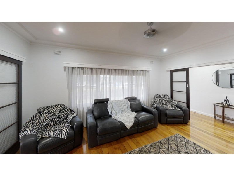 14 Neil Street, Kangaroo Flat VIC 3555