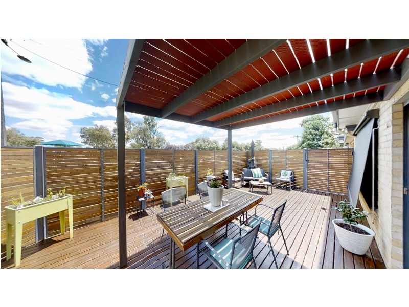 14 Neil Street, Kangaroo Flat VIC 3555
