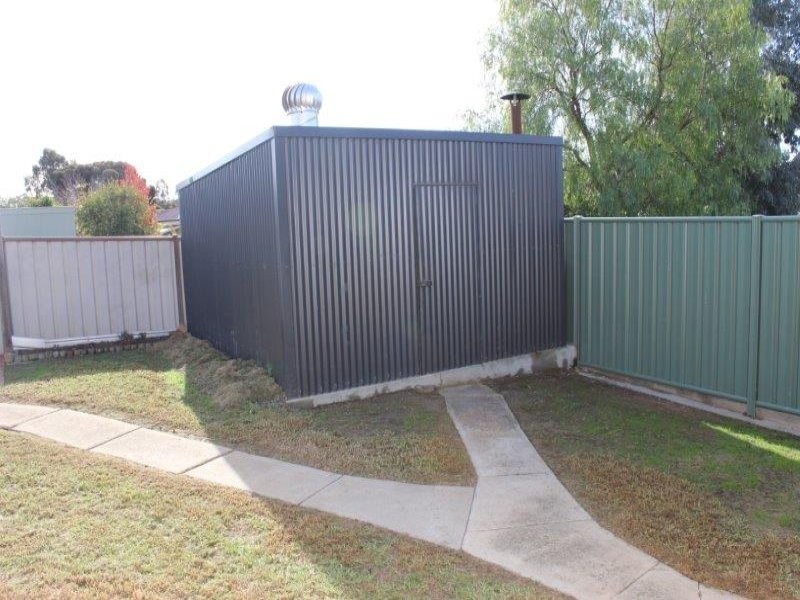 49A Kirkwood Road, Eaglehawk VIC 3556