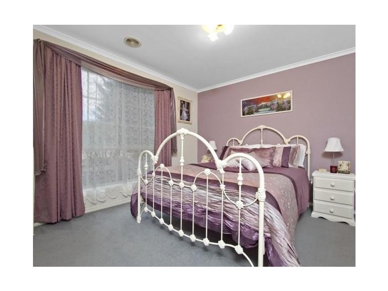 26 Soldatos Drive, Golden Square VIC 3555