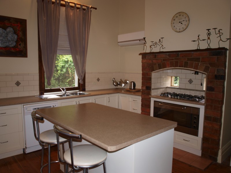 2 Burke Street, St Arnaud VIC 3478