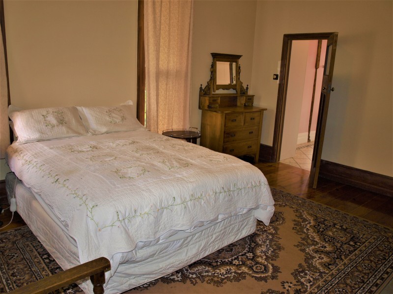 2 Burke Street, St Arnaud VIC 3478