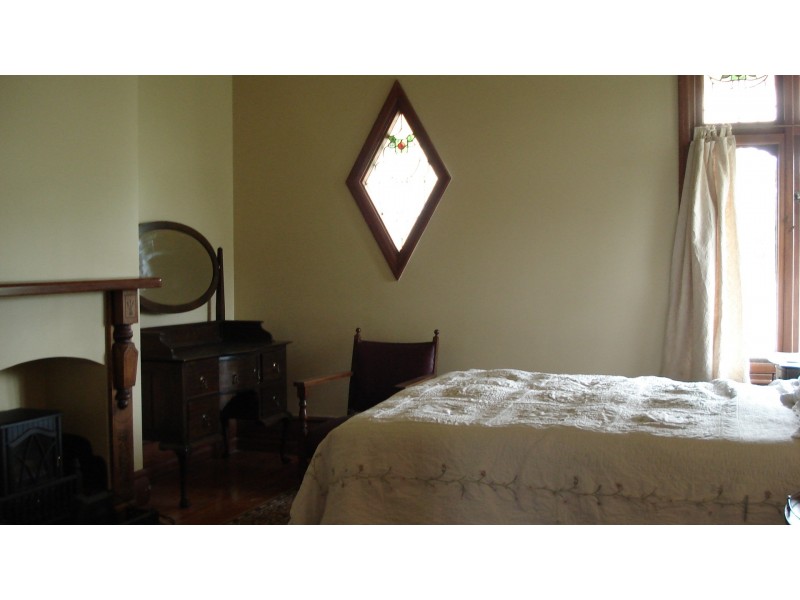 2 Burke Street, St Arnaud VIC 3478