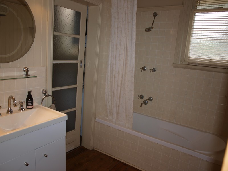 2 Burke Street, St Arnaud VIC 3478