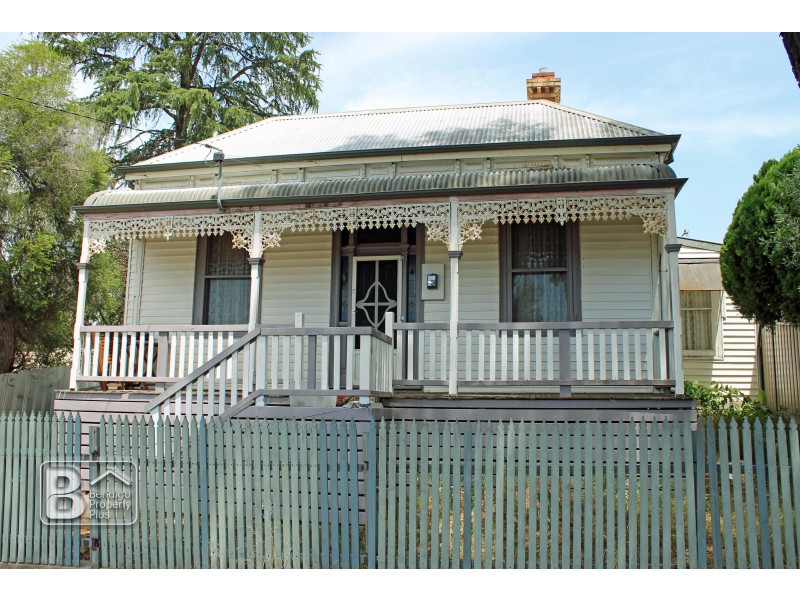 19 Moran Street, Long Gully VIC 3550