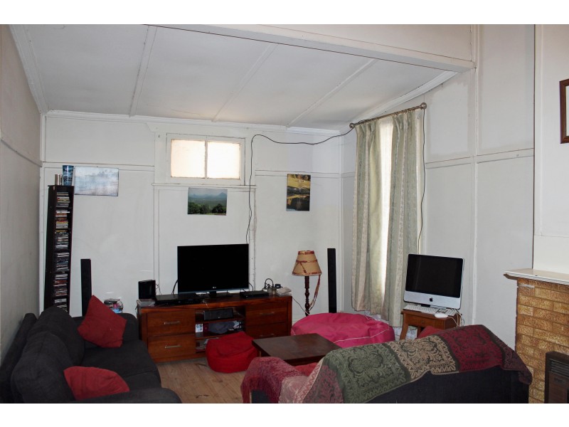 19 Moran Street, Long Gully VIC 3550