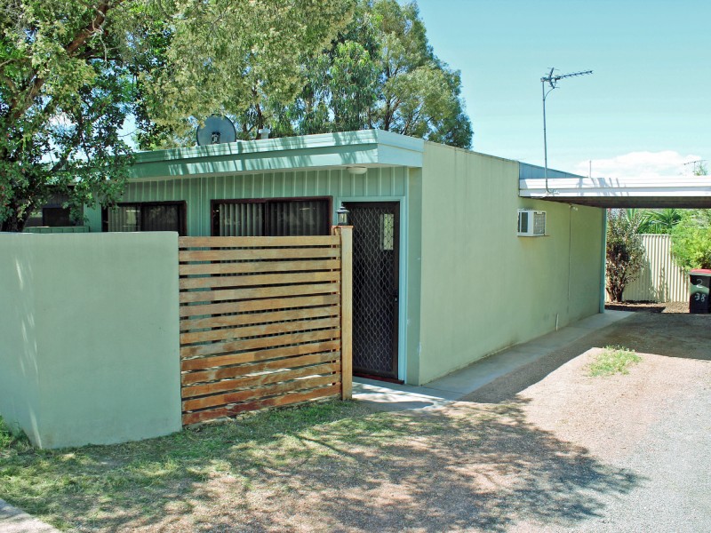 2/38 Lockwood Road, Kangaroo Flat VIC 3555