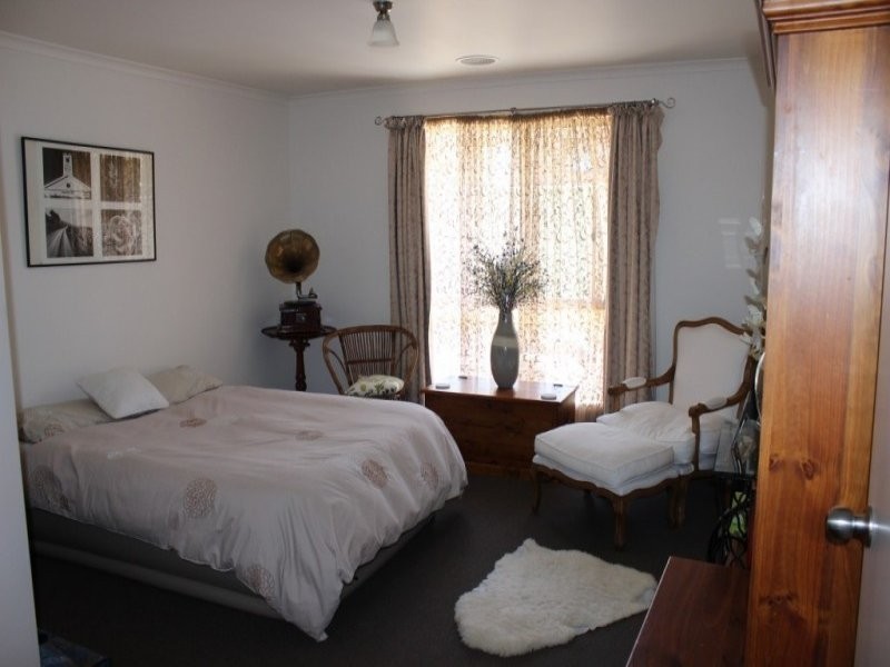 7 Belac Street, Maiden Gully VIC 3551