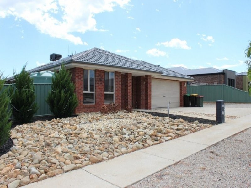 7 Belac Street, Maiden Gully VIC 3551