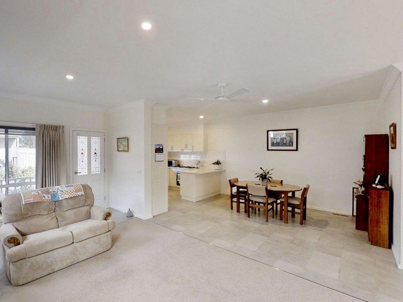 120/31 Furness Street, Kangaroo Flat VIC 3555