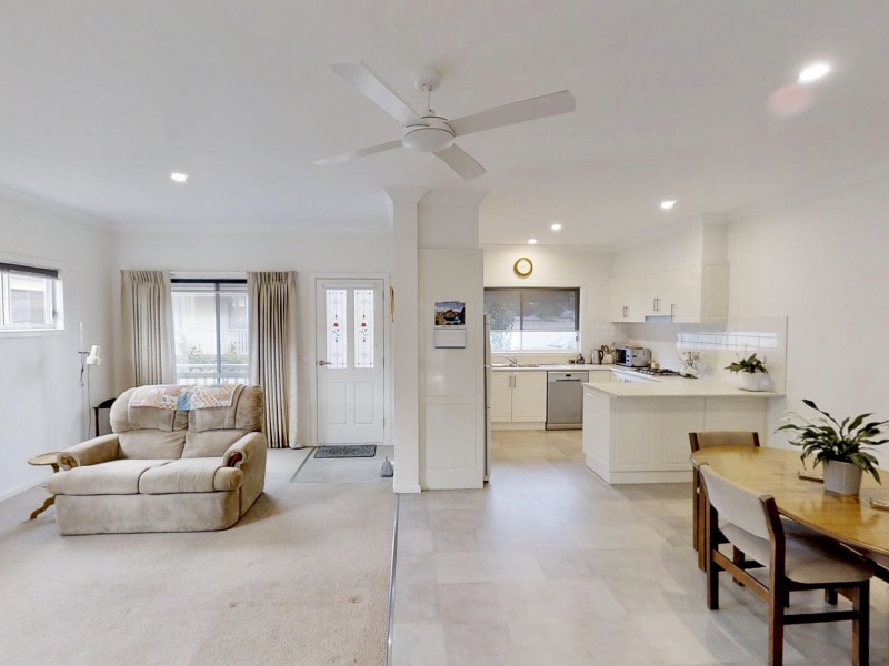 120/31 Furness Street, Kangaroo Flat VIC 3555