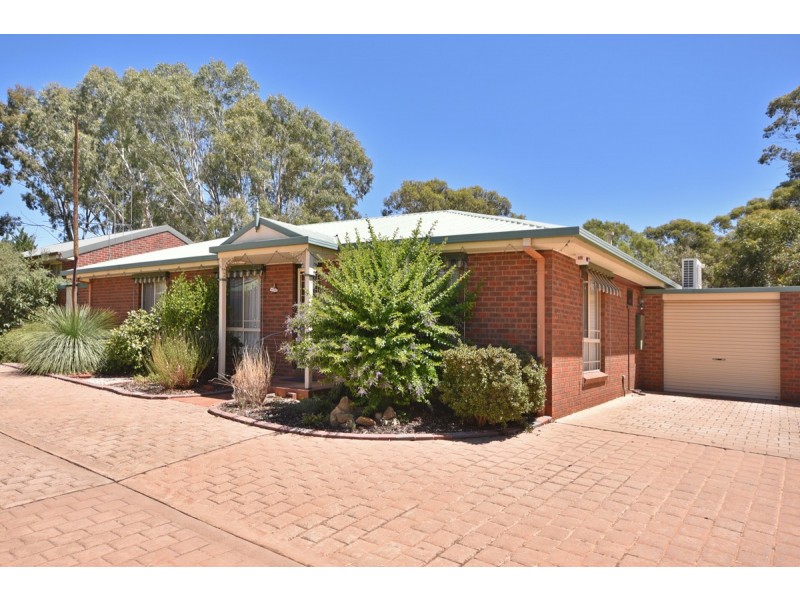 9/18 Lowe Street, Kangaroo Flat VIC 3555