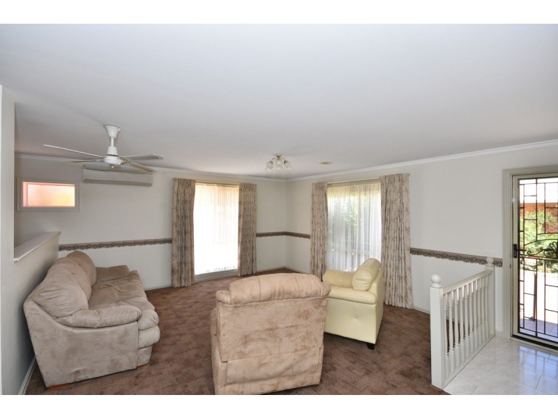 9/18 Lowe Street, Kangaroo Flat VIC 3555