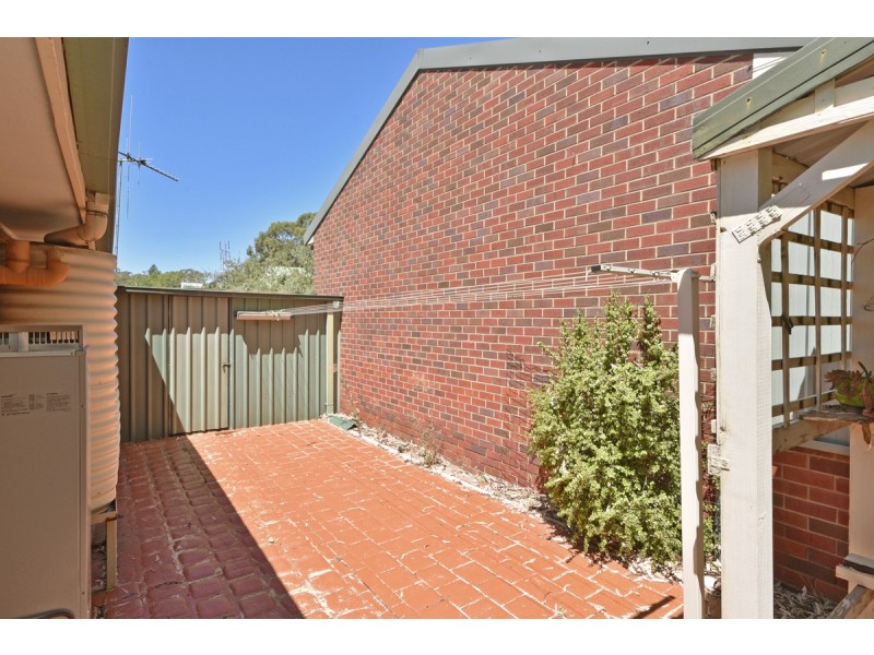 9/18 Lowe Street, Kangaroo Flat VIC 3555