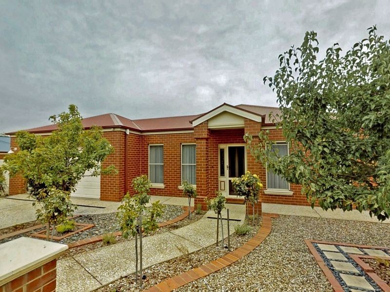 65 Arthurs Crescent, Strathfieldsaye VIC 3551