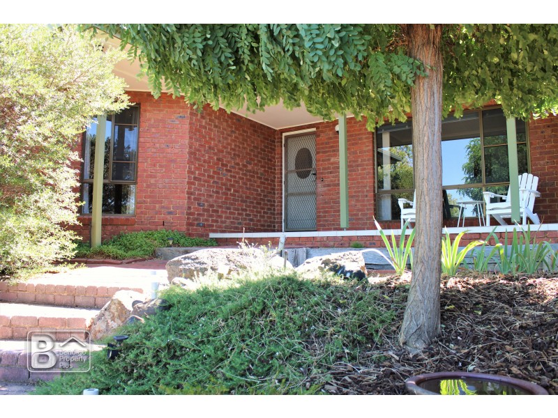 6 Edmund Court, Kangaroo Flat VIC 3555