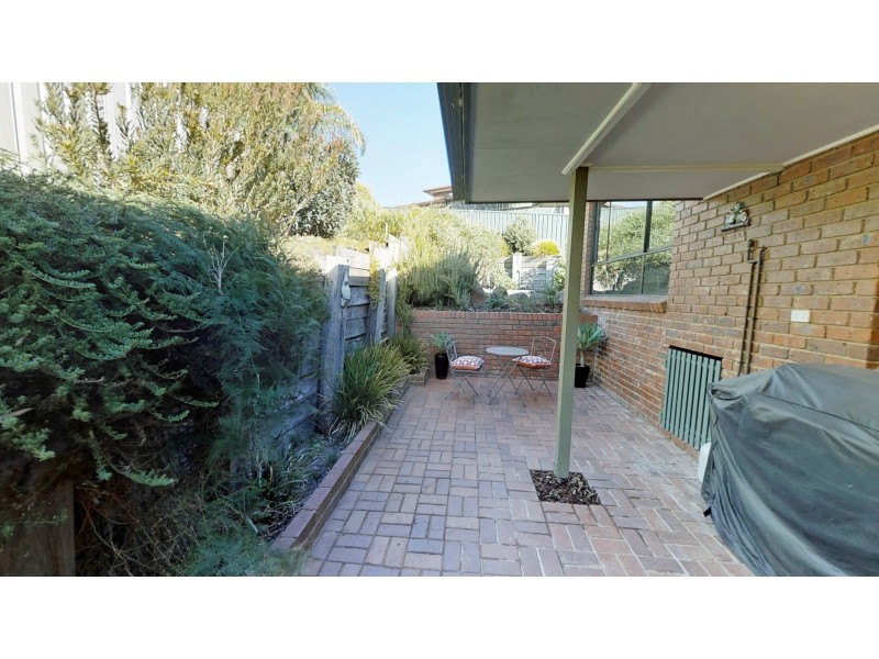 6 Edmund Court, Kangaroo Flat VIC 3555