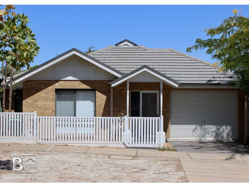 11 Plumridge Street, White Hills VIC 3550