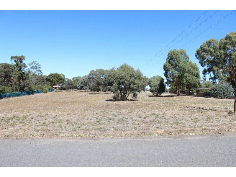 30 Broadway Street, Lockwood South VIC 3551