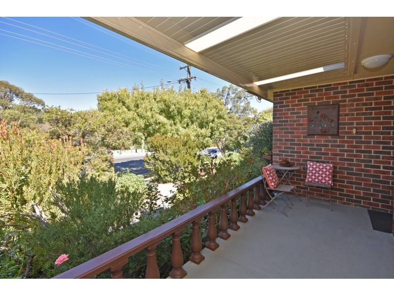 246 MacKenzie Street West, Kangaroo Flat VIC 3555